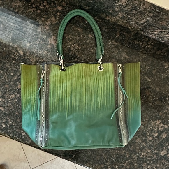 Old Trend Modern Vintage Hobo Bag - Picture 1 of 3